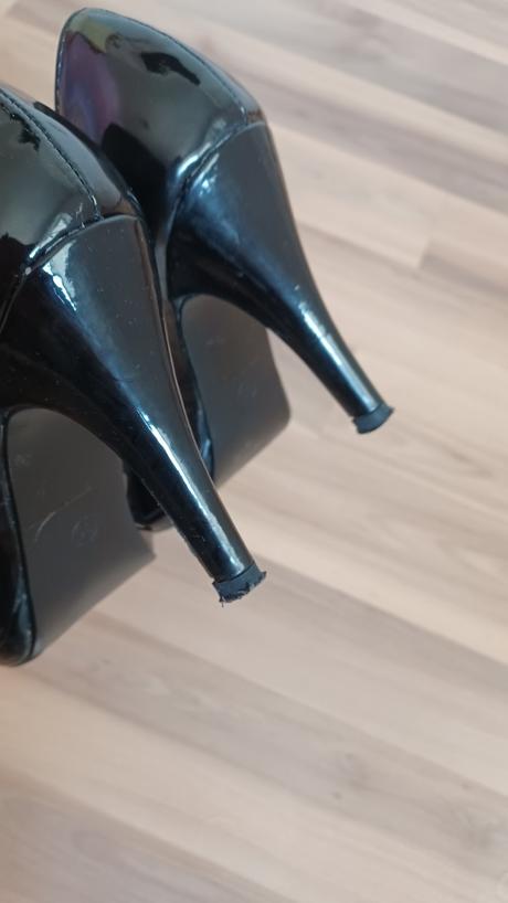 Lakované čierne lodičky + náhradné opätky, 36