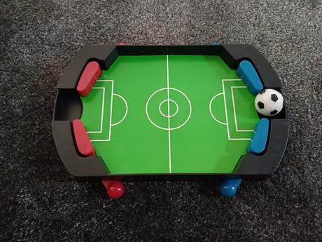 Maly stolovy futbal, 