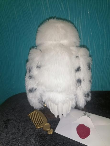 Sova hedviga z harry potter,