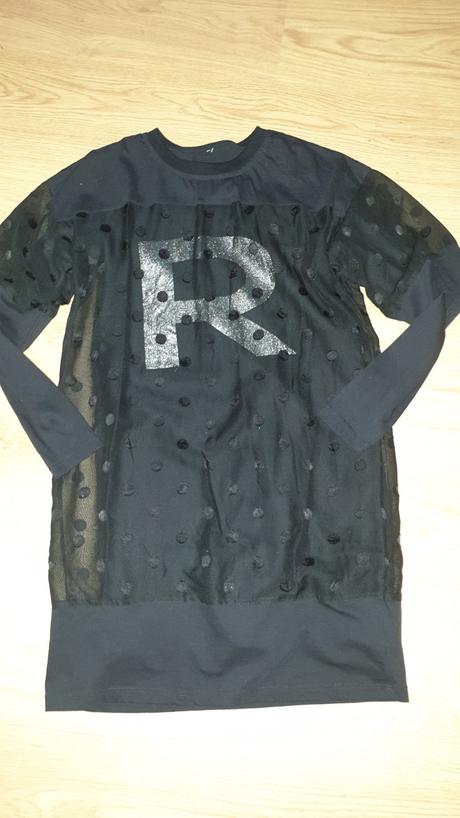 Dievčenské šaty, reporter,152