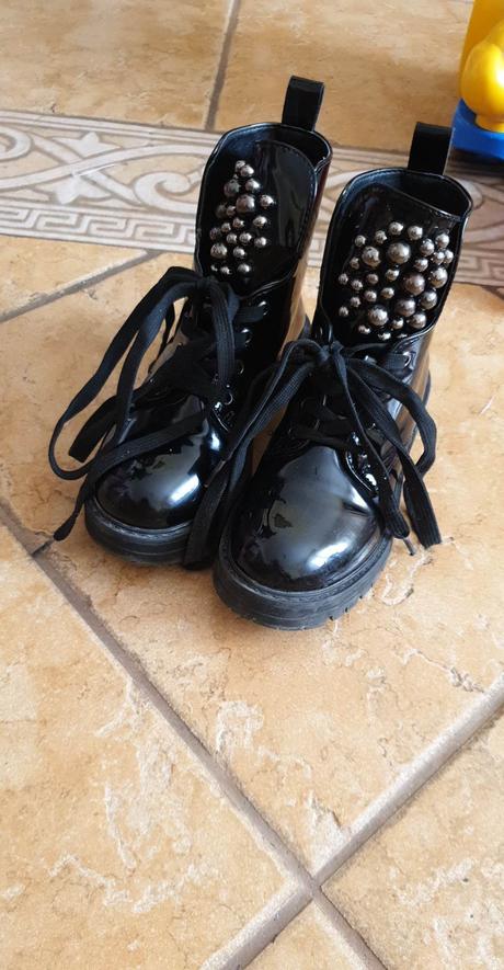 Prechodne topanky, 31