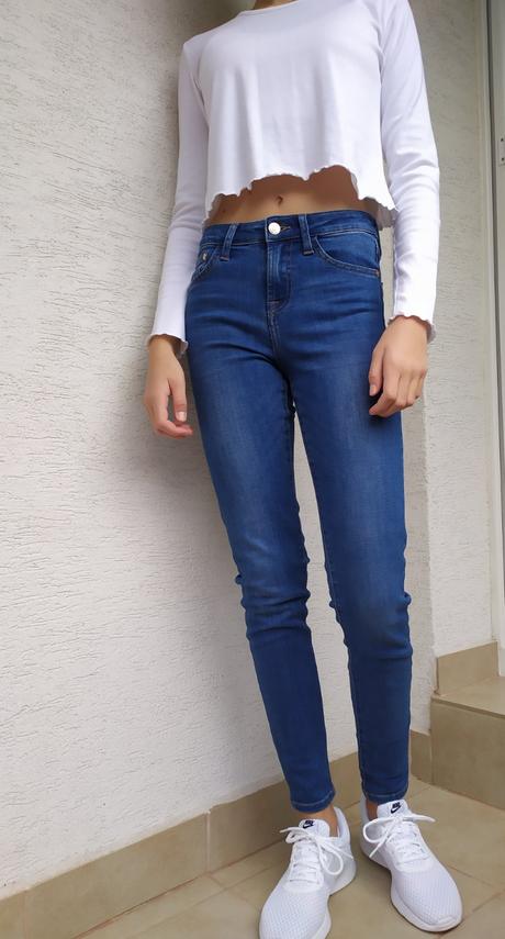 Tmavomodré rifle, tally weijl,34