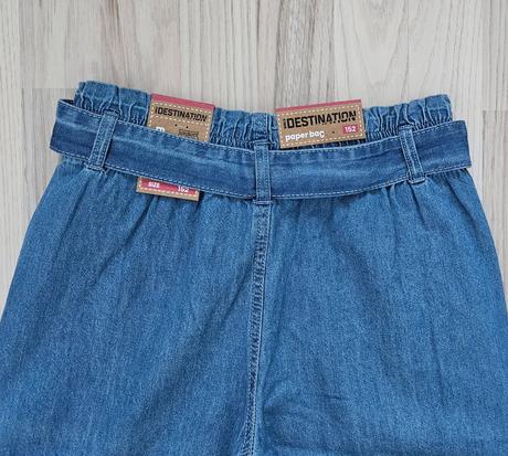 Rifle + tenké nohavice spolu, 152