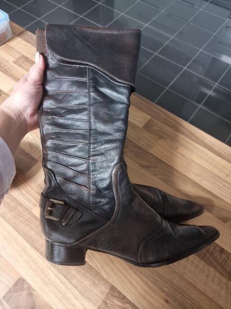 Kozene cizmy, 40