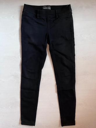 Čierne riflové legginsy, 38