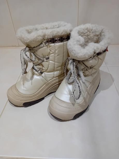 Snehule demar, demar,28