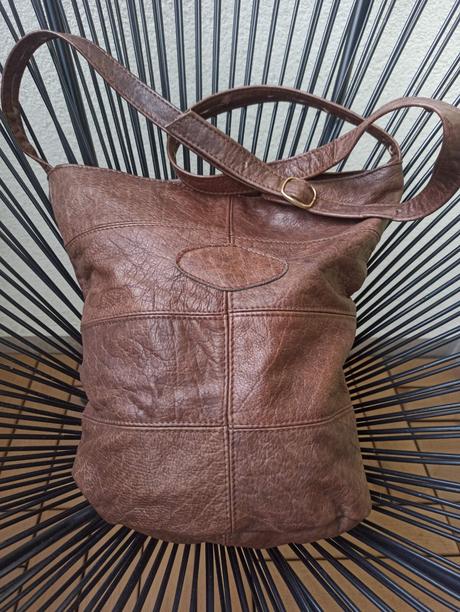 Kozena kabelka cez telo crossbody, 