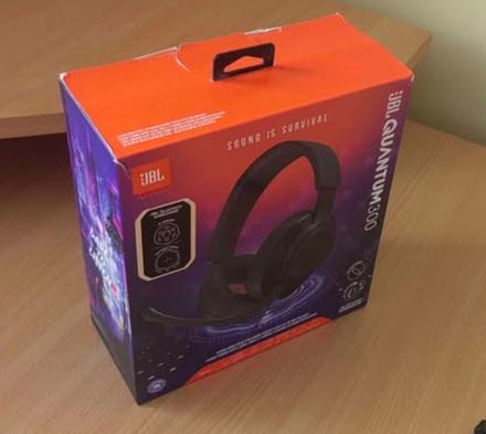 Jbl quantum 300, 