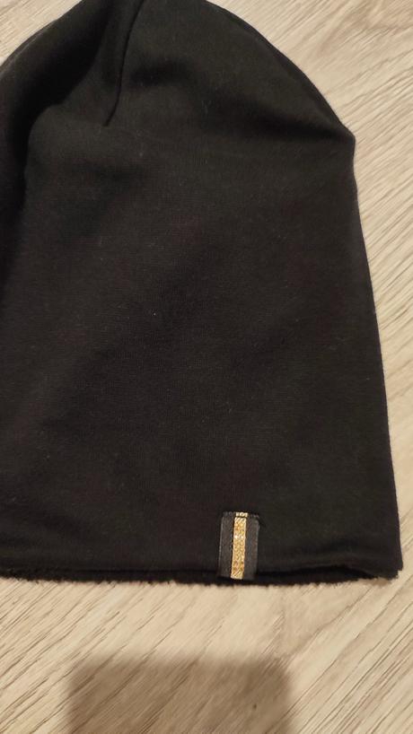 Čierna dievčenská ciapka, 128