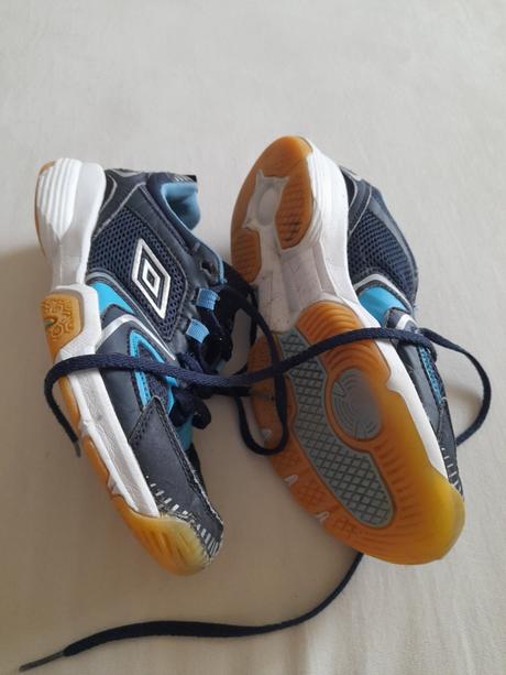 Tenisky, umbro,38