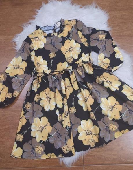 Kvetovane šaty, 104 / 110