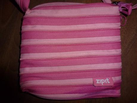Kabelka zipit, 