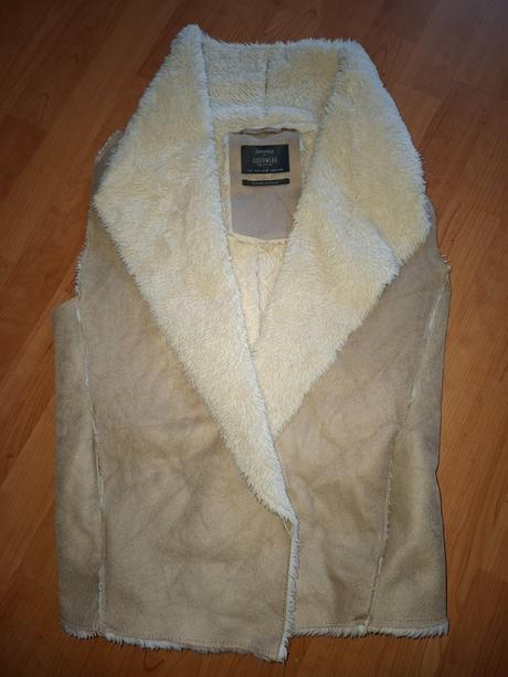 Dámska vesta, bershka,s