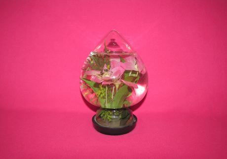 Retro ťažítko s kvetom v skle, 