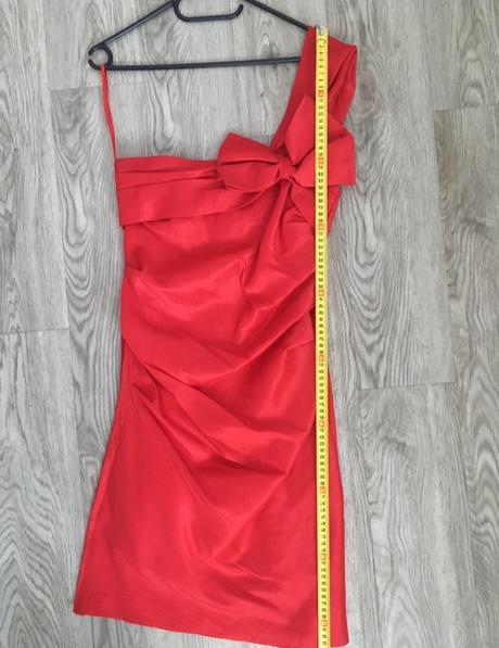 Šaty na jedno ramienko, 40