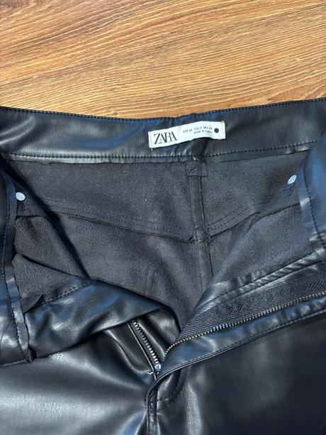 Koženkové nohavice zara, zara,38