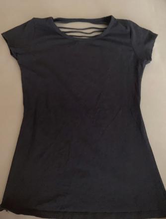 Tricko s motivom na chrbte, s