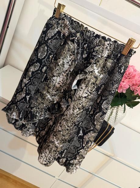 Sukňa s hadím vzorom made in italy volánová, s