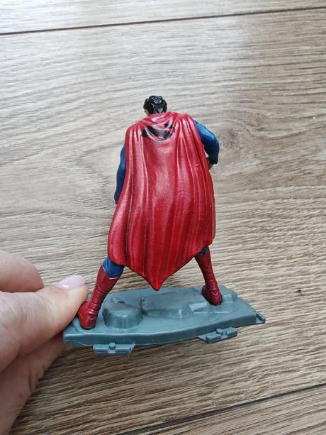 Figúrka superman,