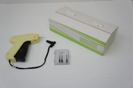 Splintovacia pištoľ na textil, 