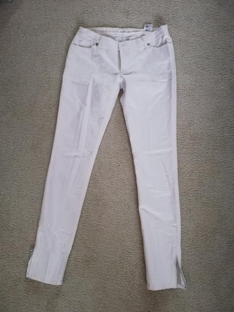 Biele nohavice, madonna,m