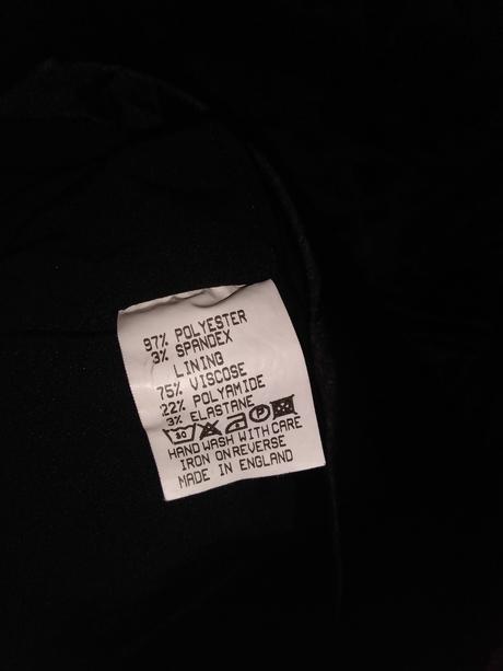 Čierne minišaty, lipsy london,s