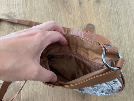 Dievčenská kabelka, 