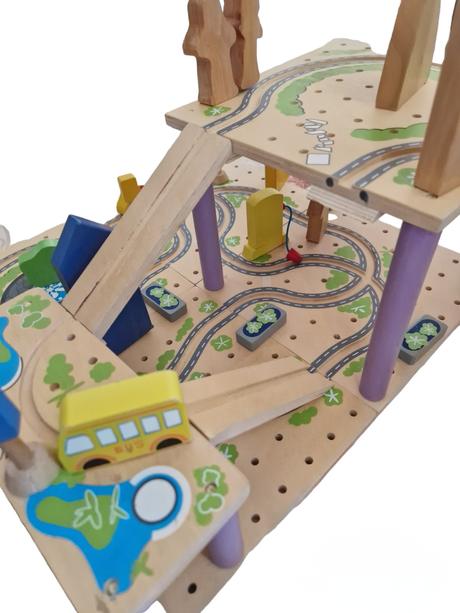 Drevena skladacka "mesto", 