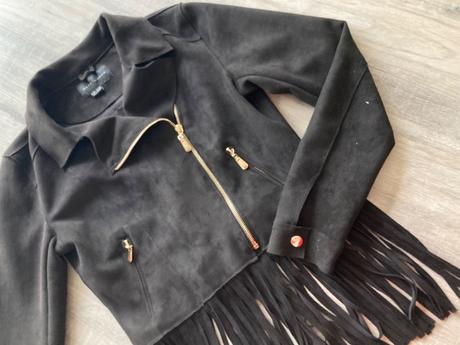 Semisova bunda so strapcami, gate,36