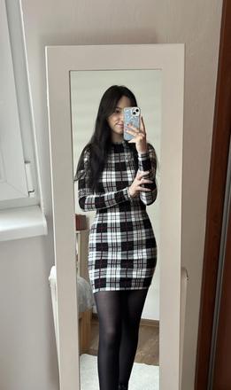 Úzke šaty, s