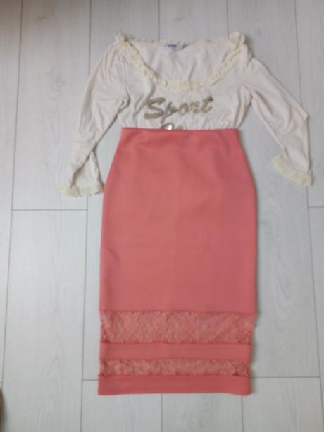 Sukna s vysokym pasom, s