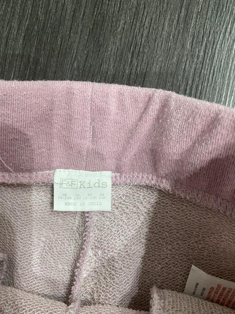 Dievčenské tepláky velk.92, f&f,92