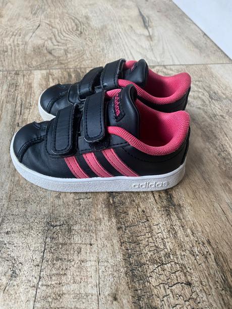 Adidas 22, adidas,22