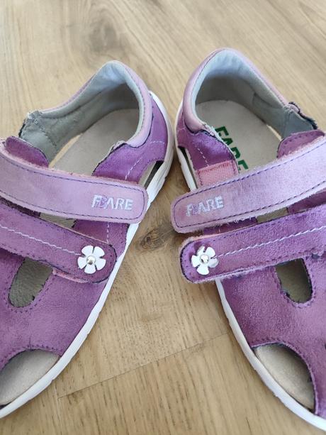 Fare sandálky, fare,32