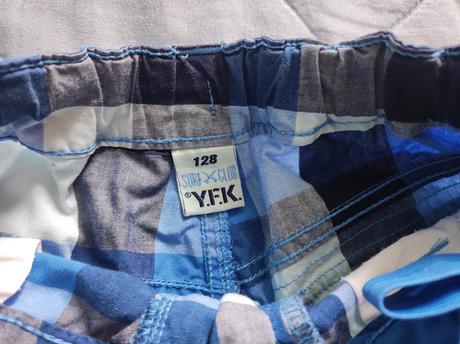 Ľahké kraťasy, kik,128