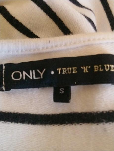 Dámsky predĺžený pásikavý čierno biely top, only s, only,s