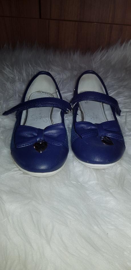 Sandalky, mayoral,32