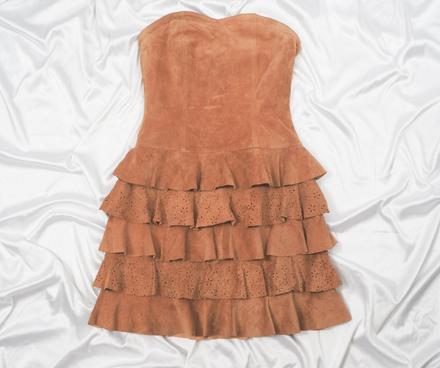 Luxusné kožené šaty apart, 38