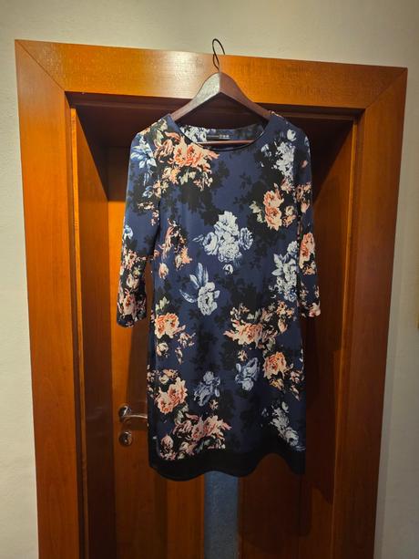 Elasticke saty aj pre tehotne m/l, primark,38
