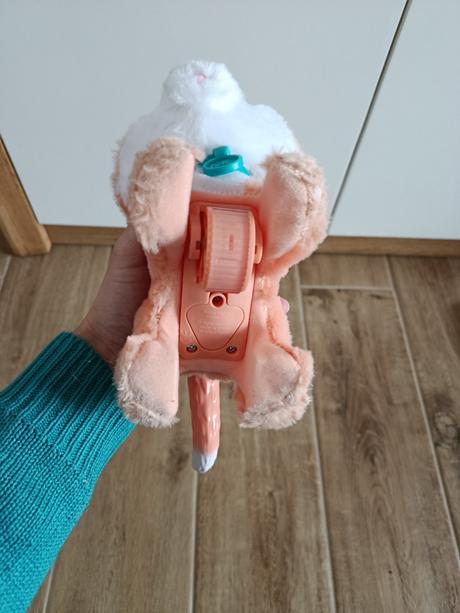 Interaktívna mačička, 