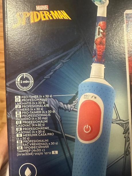 Oral-b spiderman elektrická kefka,