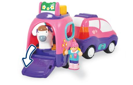 Auto s prívesom na prevoz koníkov poppy,