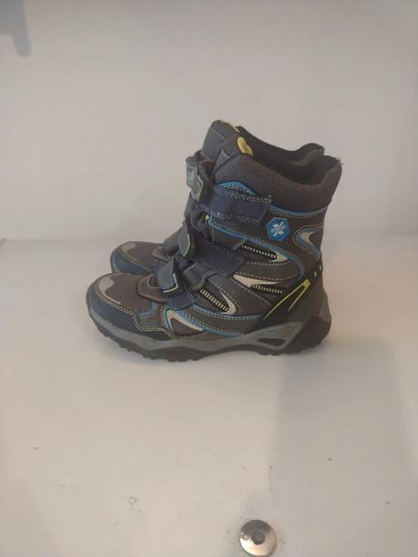 Topánky cortina, veľkosť 33, vd 21,5cm., 33