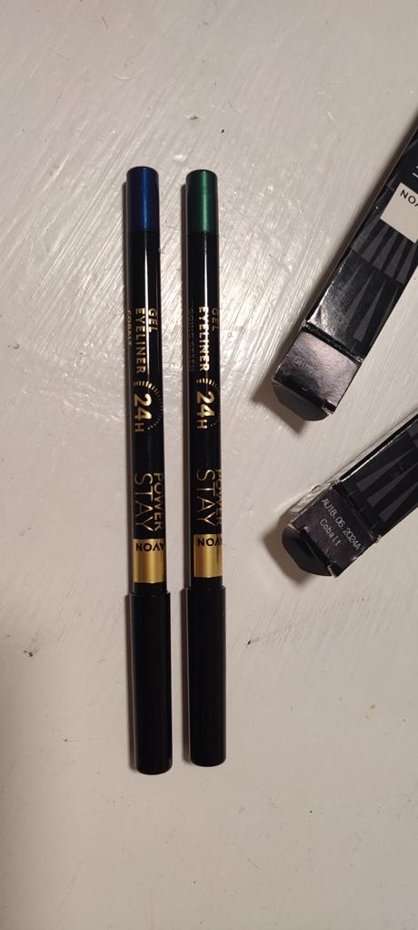 Gélové ceruzky na oči power stay 2ks, 