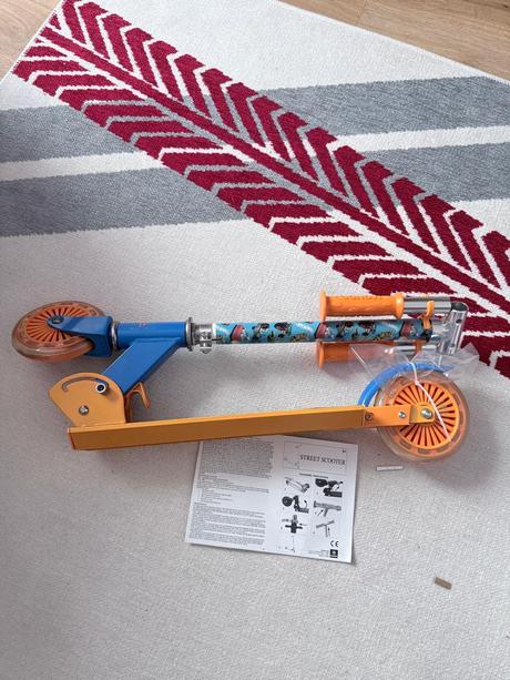 Disney kolobežka paw patrol, hot wheels,