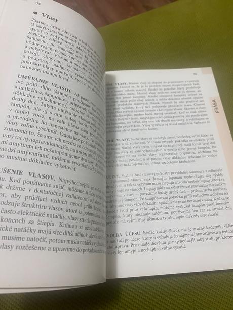 Dospievajúcim dievčatám - miriam stoppardová, 