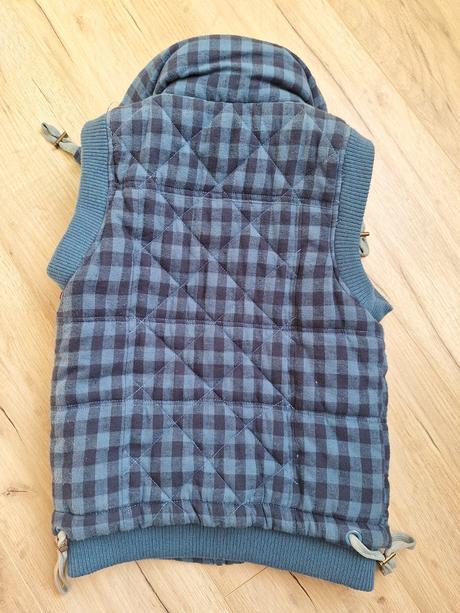 Teplá vesta, gate,s