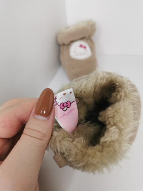 Hello kitty capačky, c&a,<17