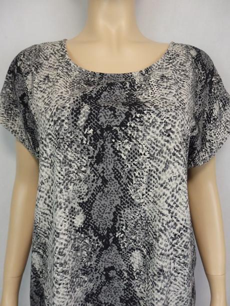 Kvalitné elegantné šaty, m