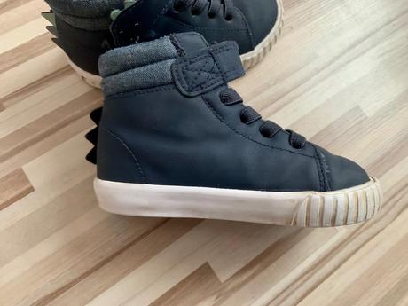 Vyteplene dino topanocky zn. h&m - vel. 23, h&m,23